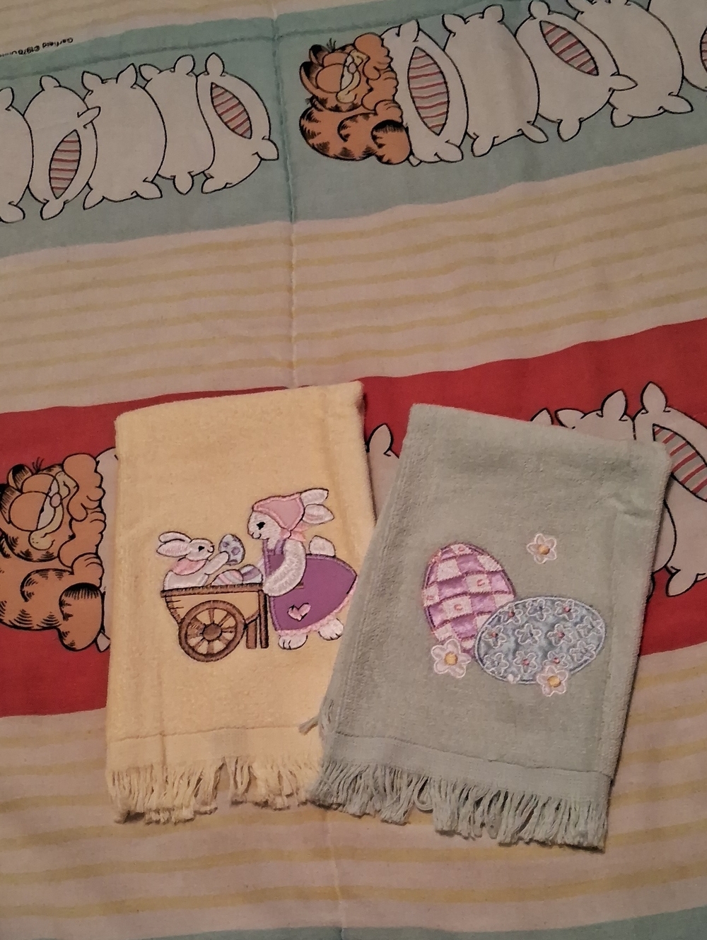 NWOT,Vintage 80's,Easter Bunny & Easter Egg,Embroidered,Dainty, Hand Towels🐰🐇